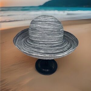 Wallaroo Hat Company Sydney Black/White Packable Sun Hat O/S Adjustable UPF